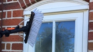 Window Cleaner Southampton 300